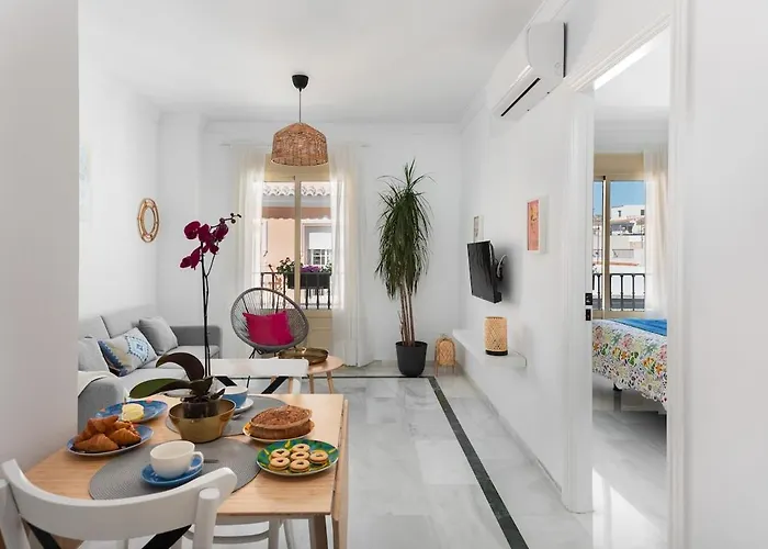 Apartment Centro De Playa Y Balcon De Europa 4 Minutos Nerja