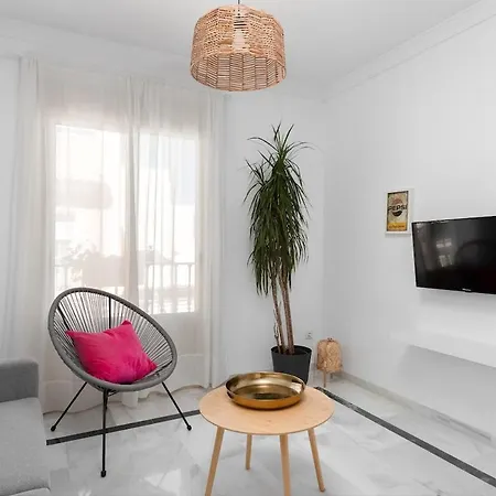 Apartamento Centro De Playa Y Balcon De Europa 4 Minutos *