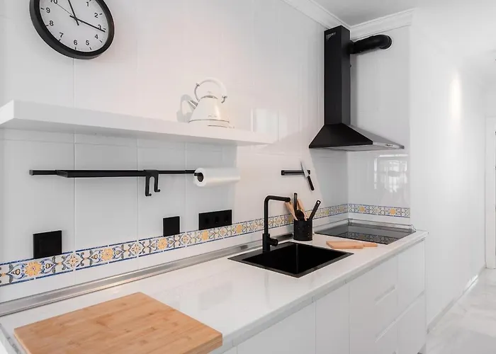 Apartment Centro De Playa Y Balcon De Europa 4 Minutos *