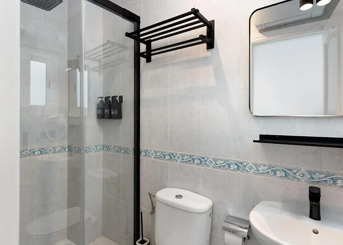 Centro De Playa Y Balcon De Europa 4 Minutos ネルハ